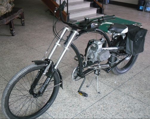 Южная Америка 50CC 4-тактный газовый двигатель Мотоцикл с вилкой подвески
