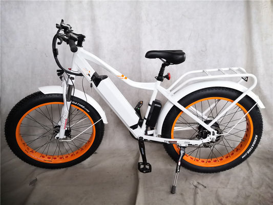 Дисковый тормоз 750 Вт 48 Вт Литийная батарея Взрослый E Bike жировая шина электрический велосипед 26 дюймов с максимальной скоростью 30-50 км / ч
