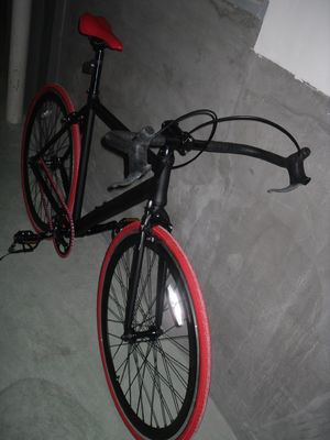 700C Full Matte Black OEM Алюминиевый каркас односкоростной дорожный велосипед валовой вес 13 кг
