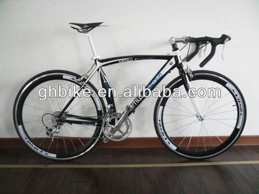 700C Shimano 24 Speed Алюминиевый Дорожный Велосипед OEM CE США с тормозом и передачами