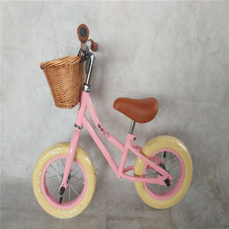 12-дюймовый велосипед из алюминиевого сплава для детей от Banwood Kids' Bikes